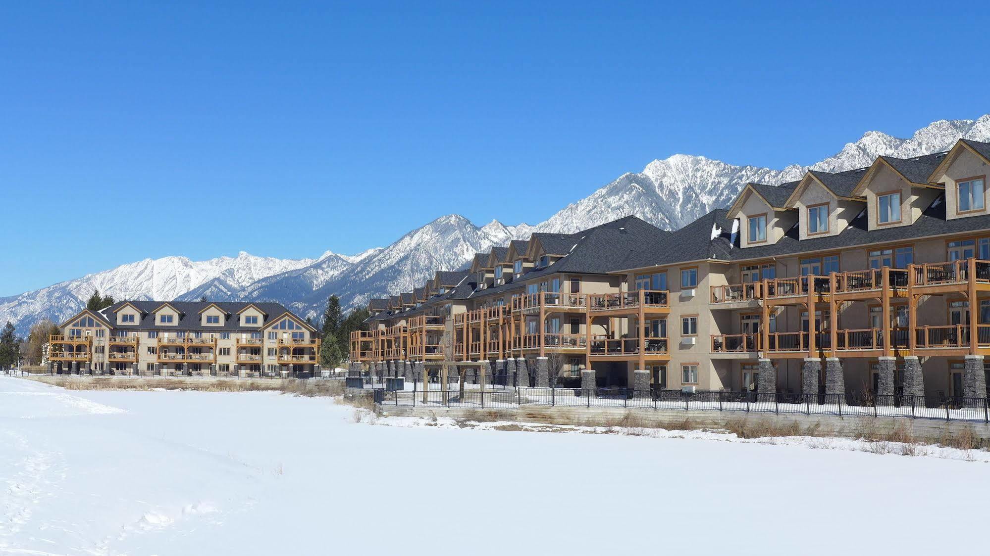 Bighorn Meadows Resort Radium Hot Springs Zewnętrze zdjęcie
