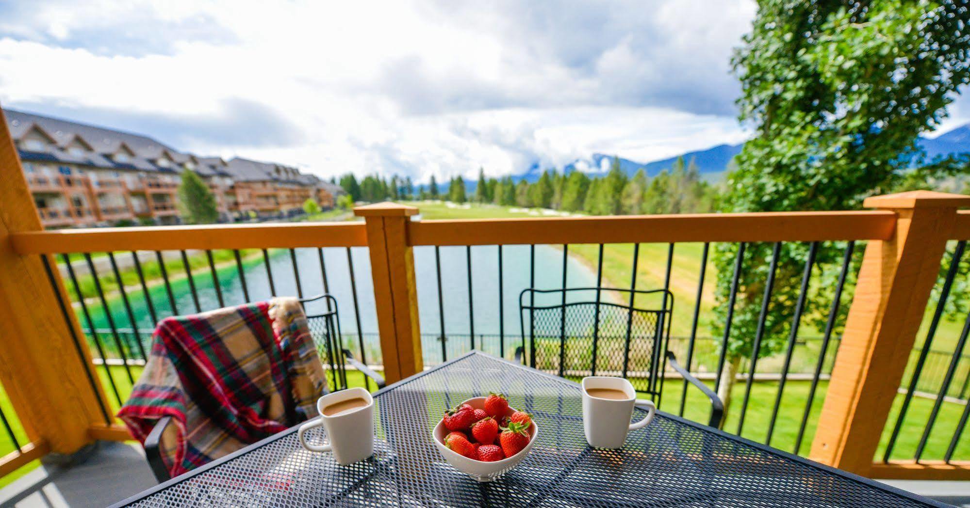 Bighorn Meadows Resort Radium Hot Springs Zewnętrze zdjęcie