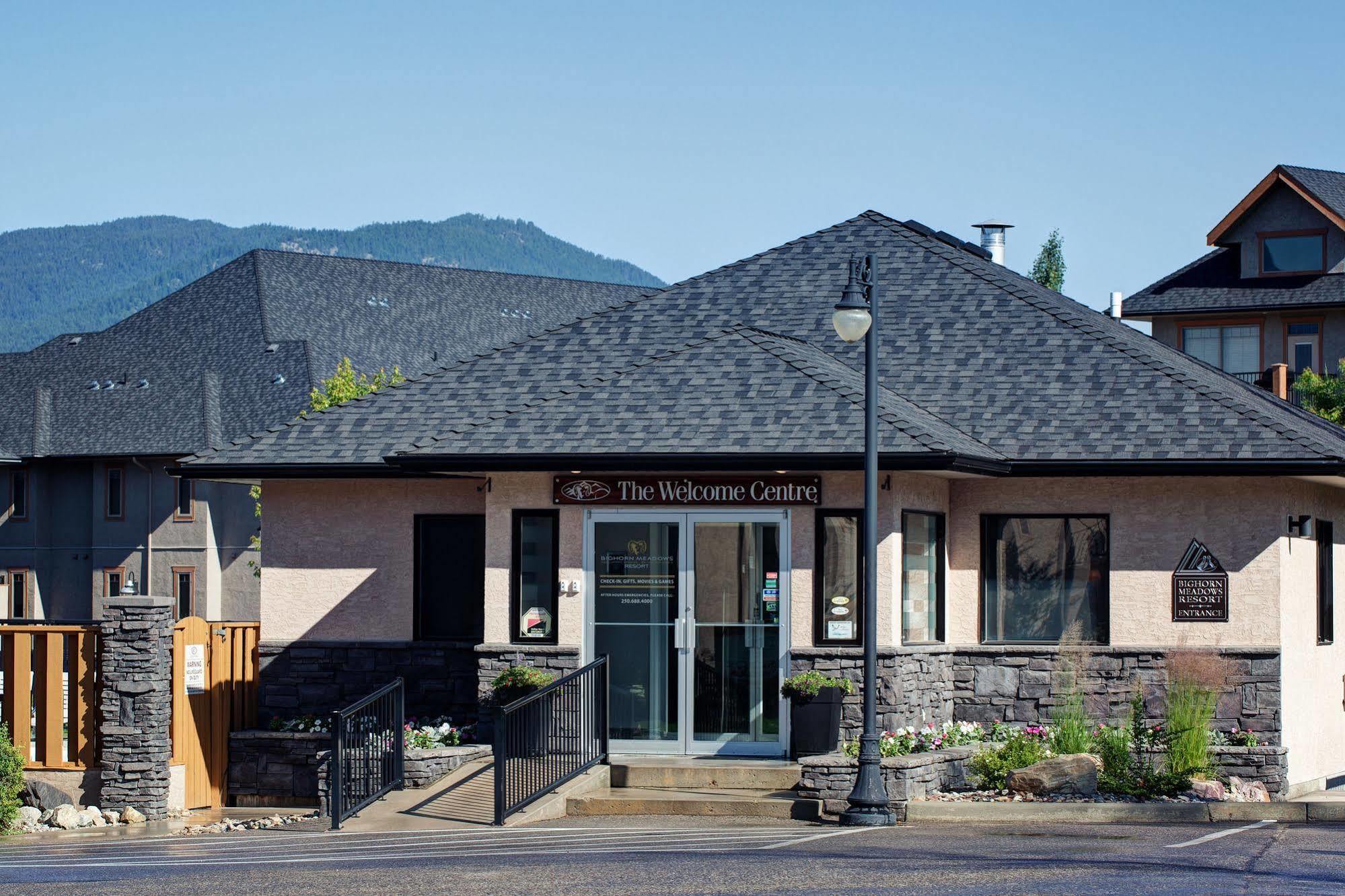 Bighorn Meadows Resort Radium Hot Springs Zewnętrze zdjęcie
